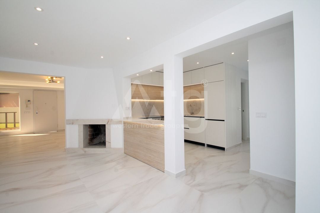 5 bedroom Villa in Los Balcones - SE159988 - Photo - 7