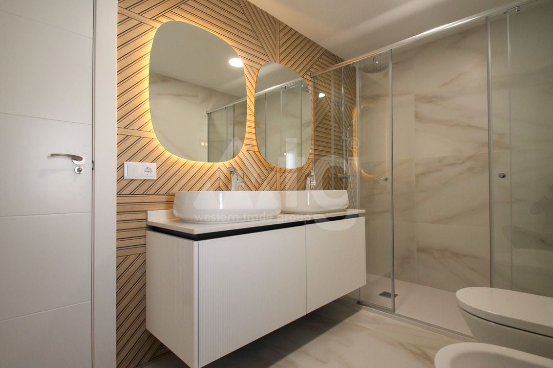 5 bedroom Villa in Los Balcones - SE159988 - Photo - 19