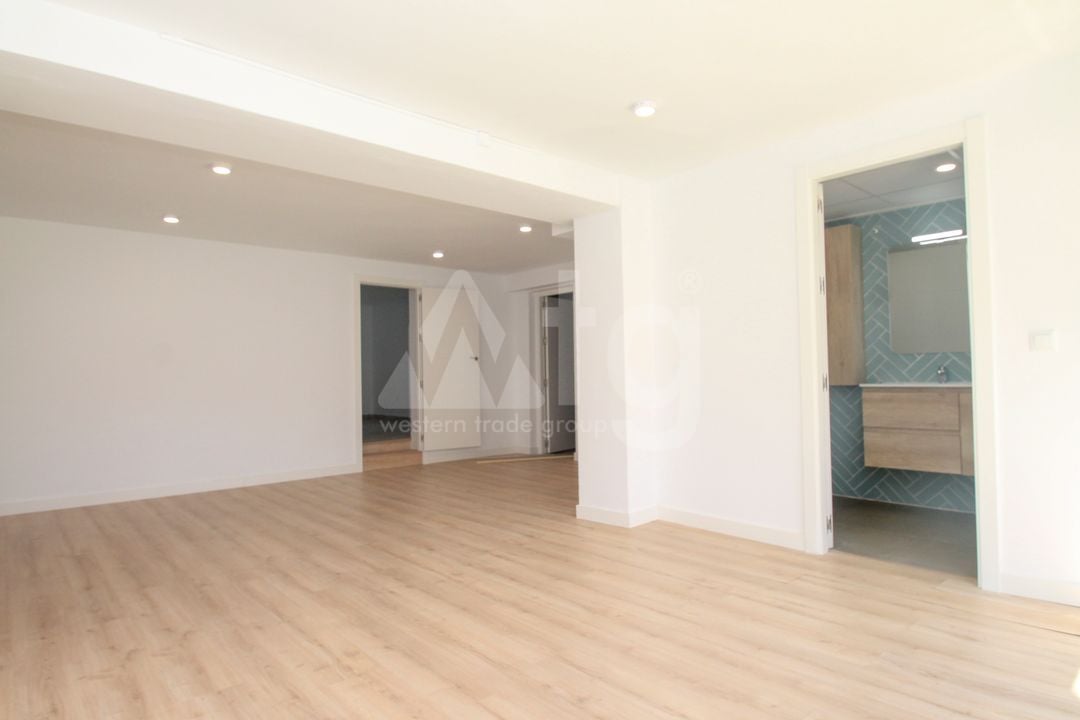 5 bedroom Villa in Los Balcones - SE159988 - Photo - 21