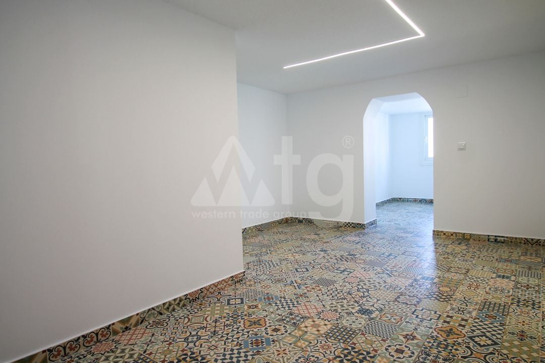 5 bedroom Villa in Los Balcones - SE159988 - Photo - 23