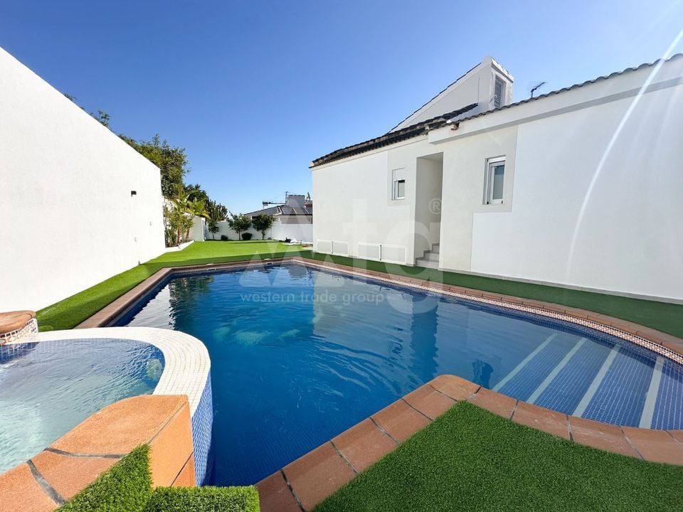 5 bedroom Villa in Los Balcones - SE159988 - Photo - 5