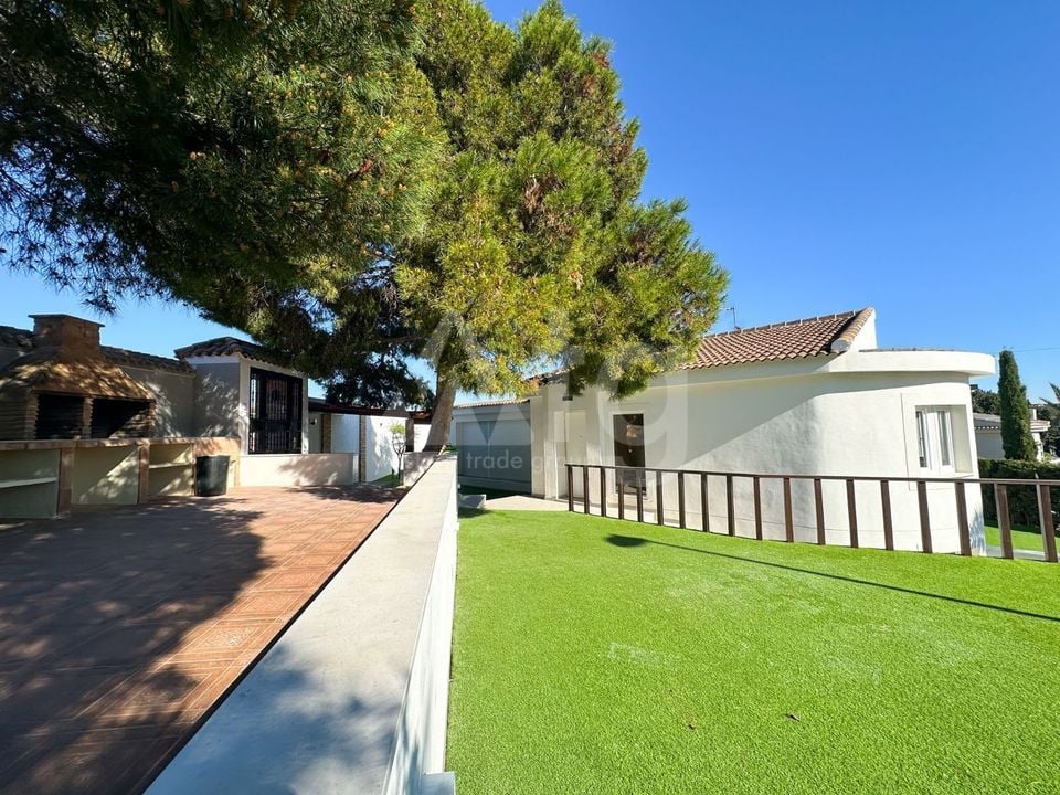 5 bedroom Villa in Los Balcones - SE159988 - Photo - 27