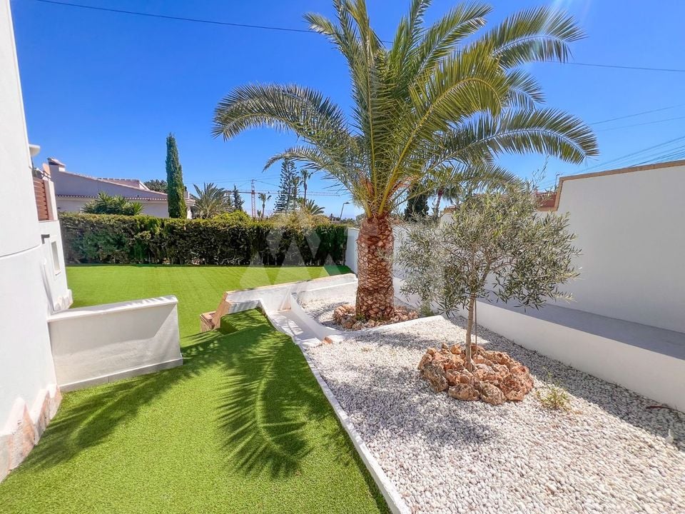 5 bedroom Villa in Los Balcones - SE159988 - Photo - 6
