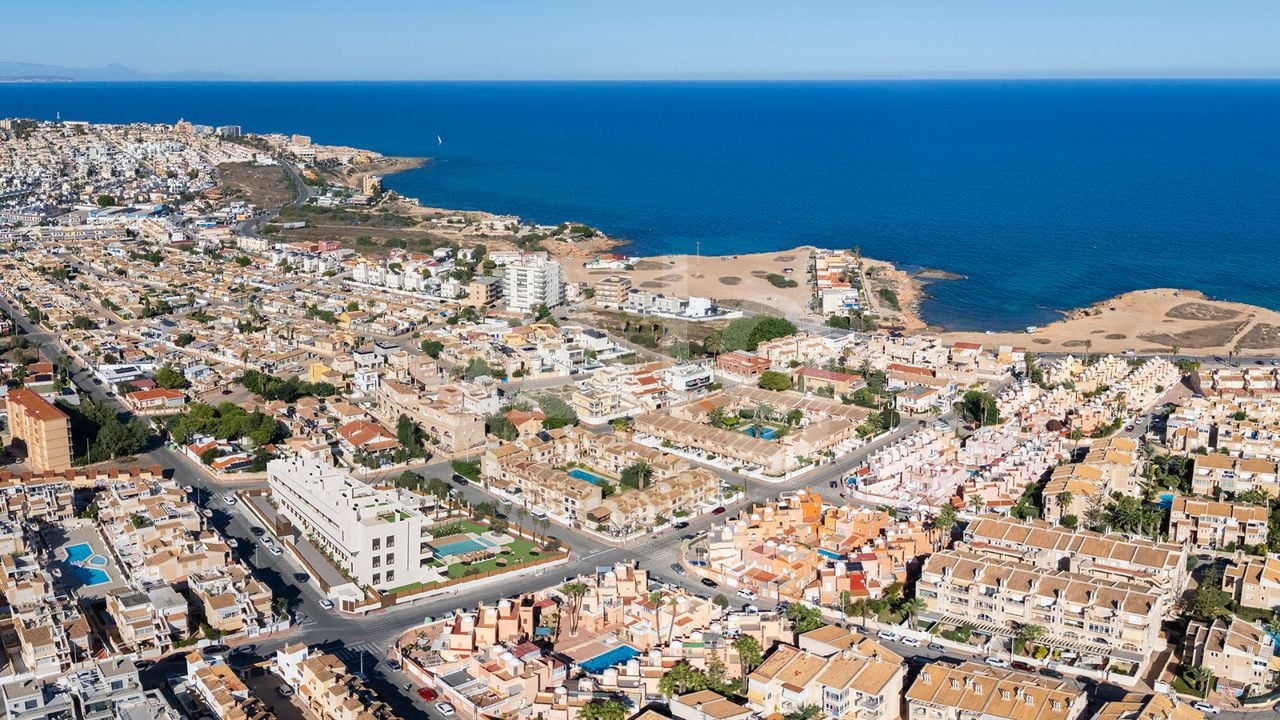 2 bedroom Penthouse in Torrevieja - GV160316 - Photo - 37