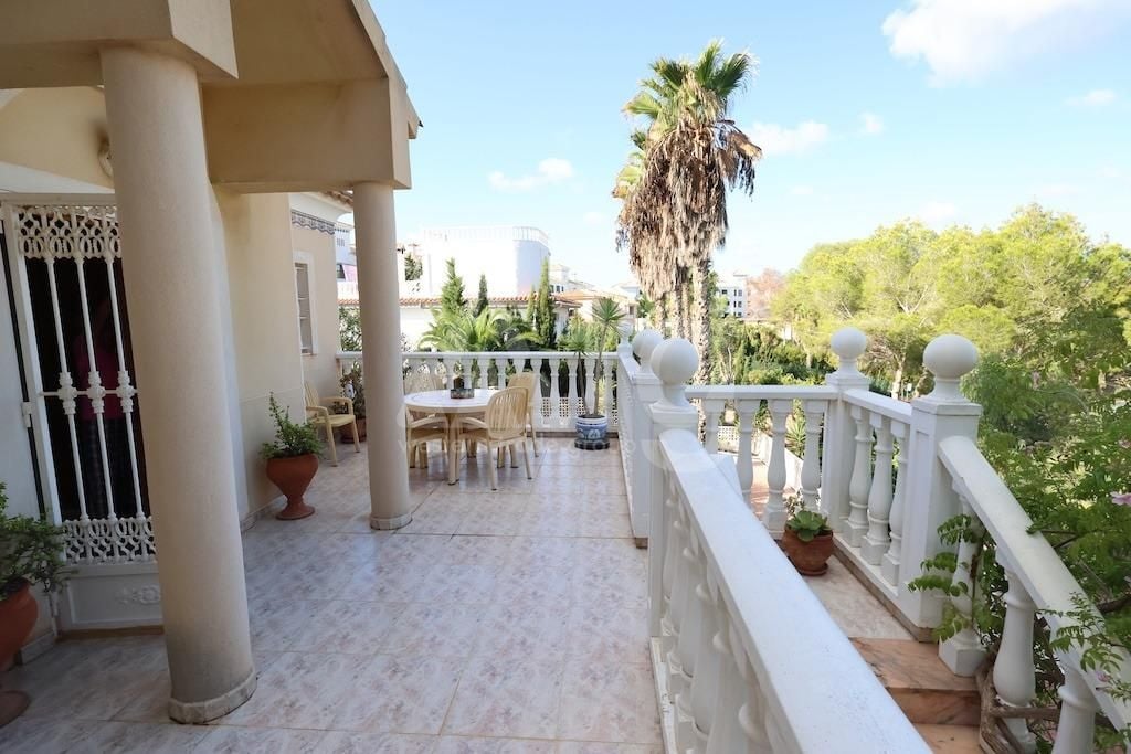 Villa de 5 chambres à Orihuela Costa - CRR117696 - Photo - 4