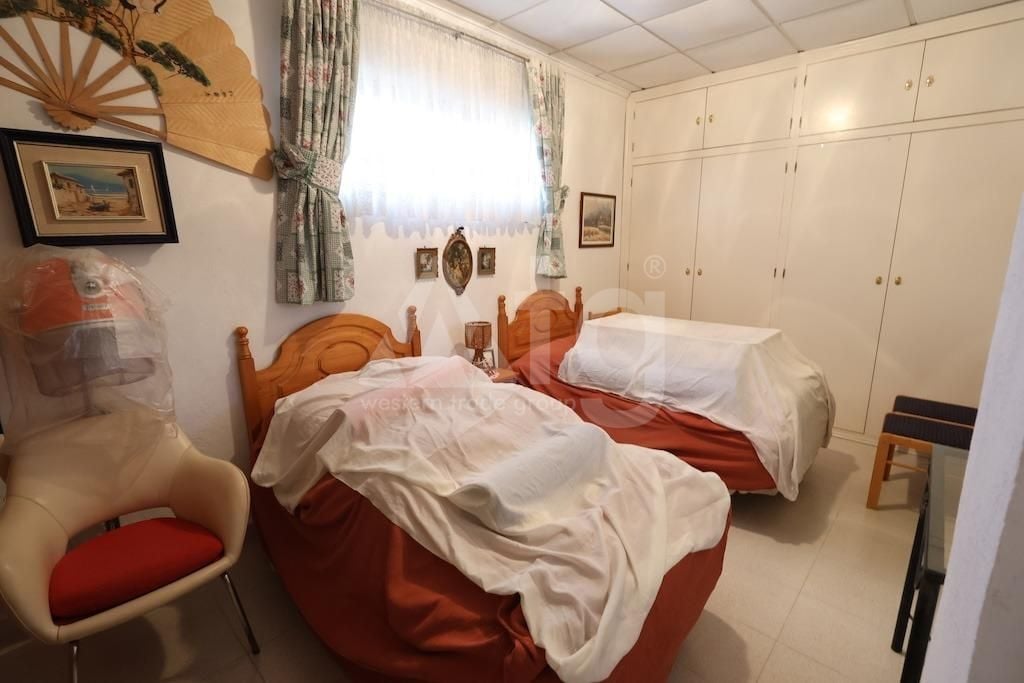 Villa de 5 chambres à Orihuela Costa - CRR117696 - Photo - 15