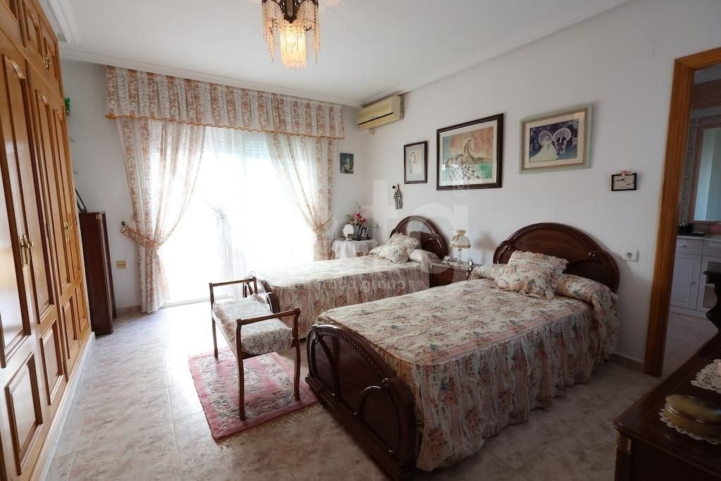 Villa de 5 chambres à Orihuela Costa - CRR117696 - Photo - 14
