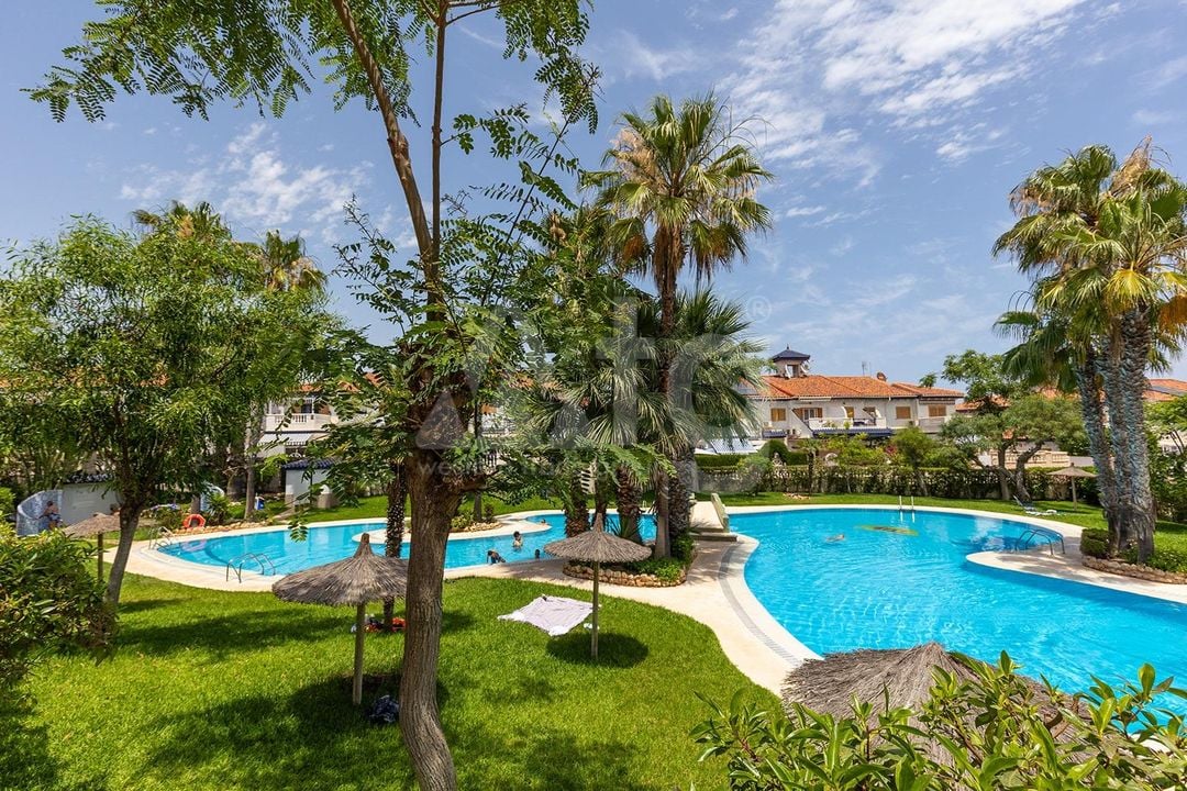 2 bedroom Townhouse in La Mata - TWTG160638 - Photo - 1
