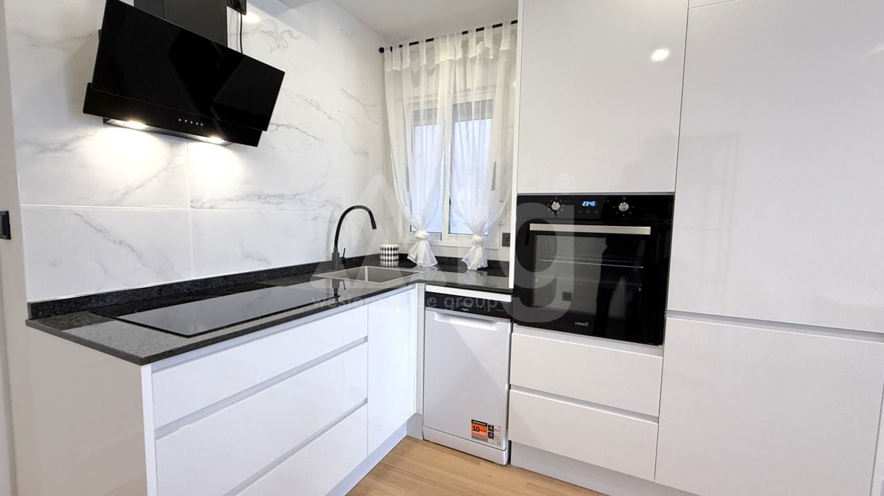 Appartement de 2 chambres à Torrevieja - RCJ147370 - Photo - 8