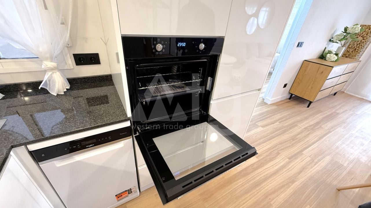 Appartement de 2 chambres à Torrevieja - RCJ147370 - Photo - 12