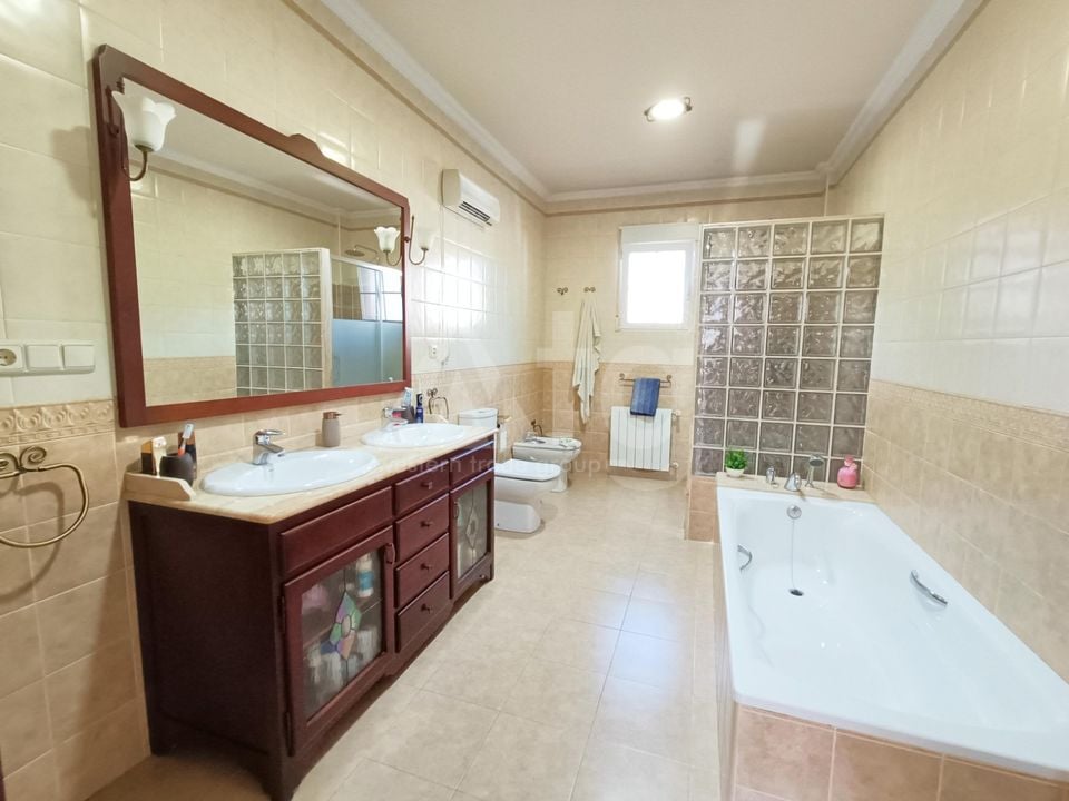 Villa de 4 chambres à Hondón de los Frailes - CNM119349 - Photo - 28