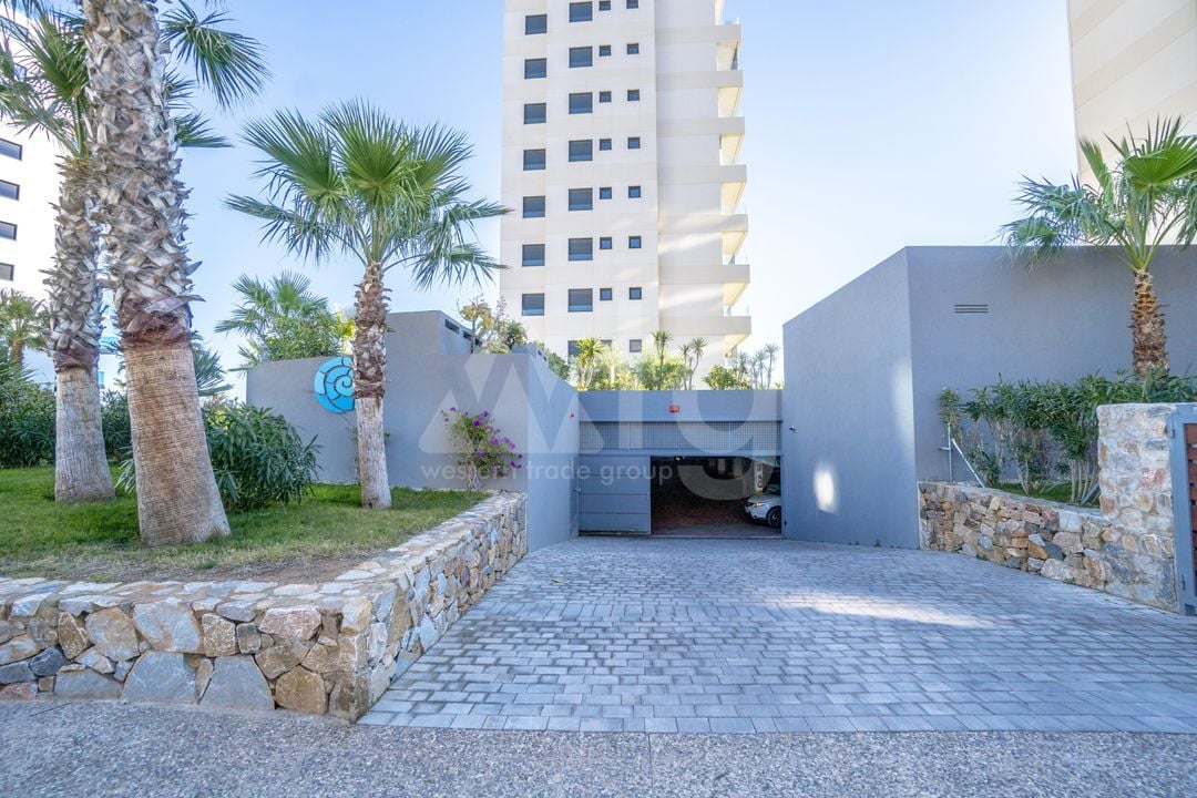 3 bedroom Penthouse in Punta Prima - B119652 - Photo - 48
