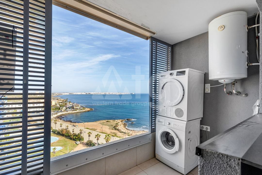 3 bedroom Penthouse in Punta Prima - B119652 - Photo - 21