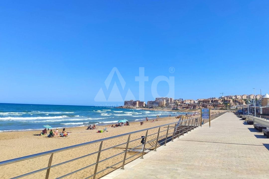 2 bedroom Penthouse in Torrevieja - SV134591 - Photo - 32