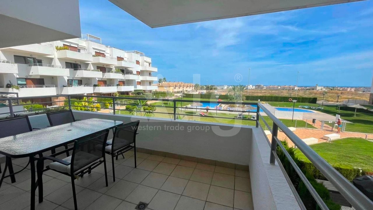 2 bedroom Apartment in Lomas de Cabo Roig - LR119707 - Photo - 13
