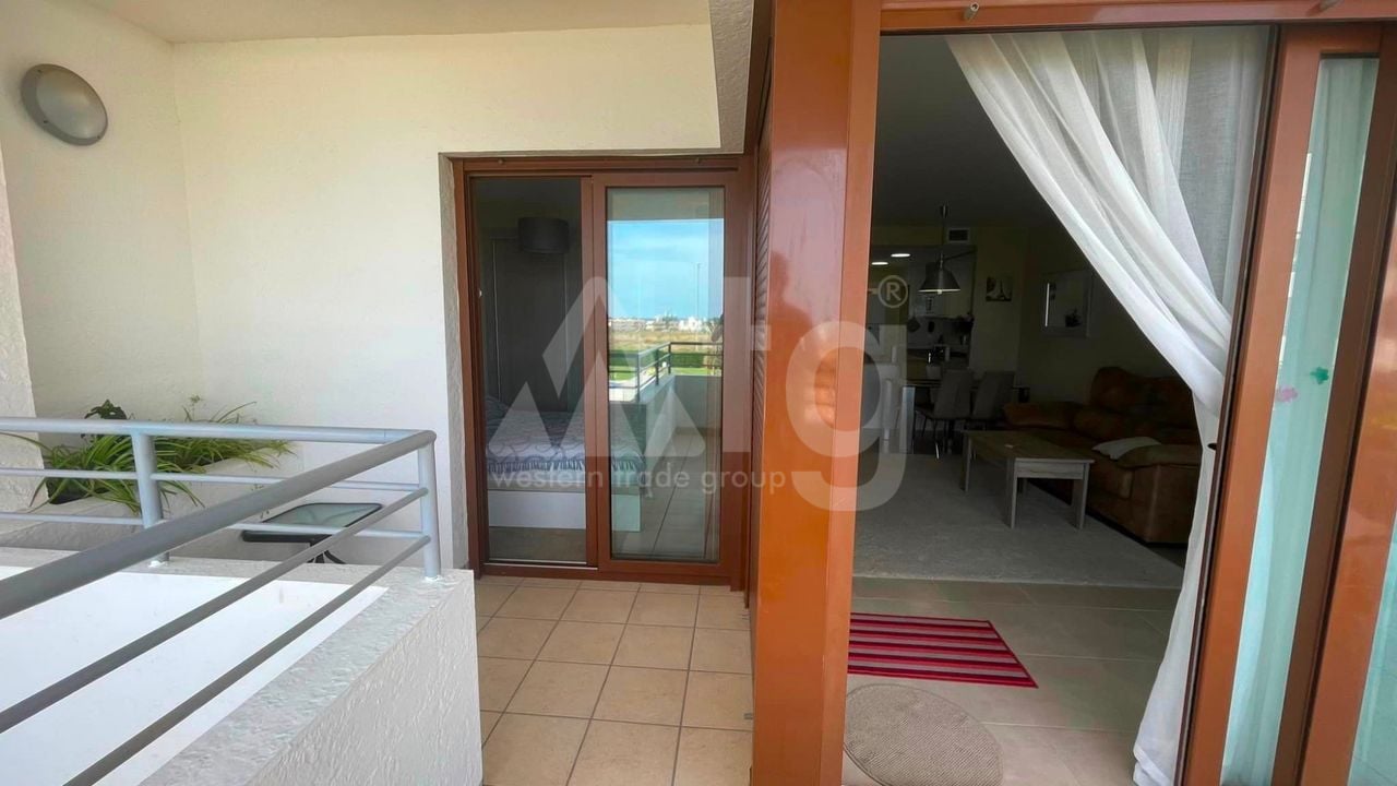 2 bedroom Apartment in Lomas de Cabo Roig - LR119707 - Photo - 12