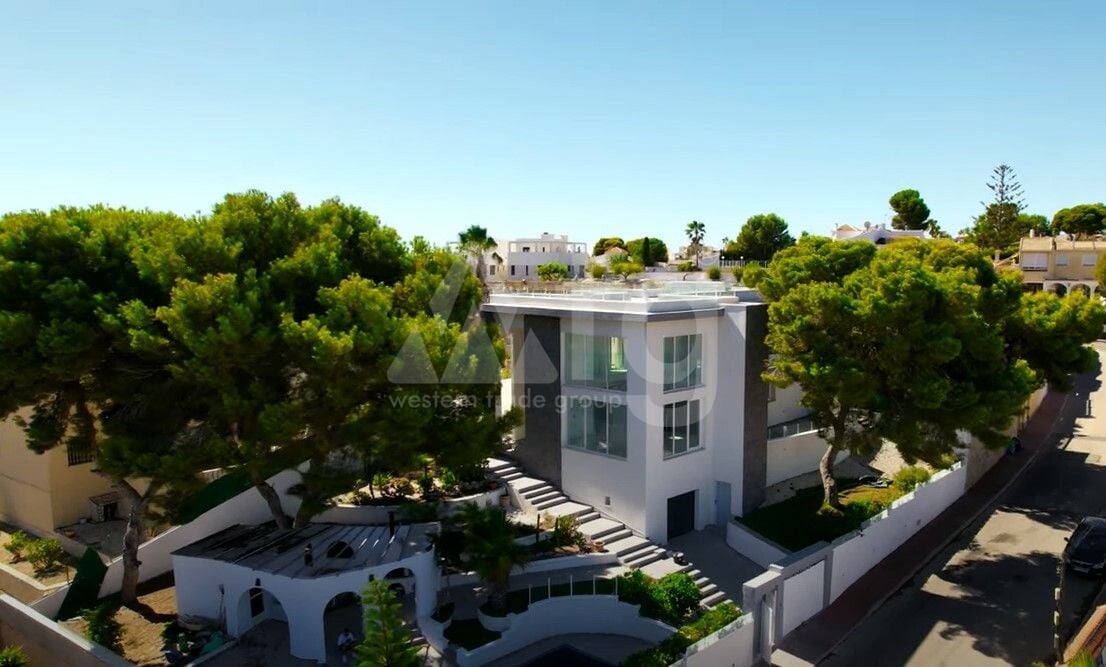6 bedroom Villa in Torrevieja - ET120912 - Photo - 1