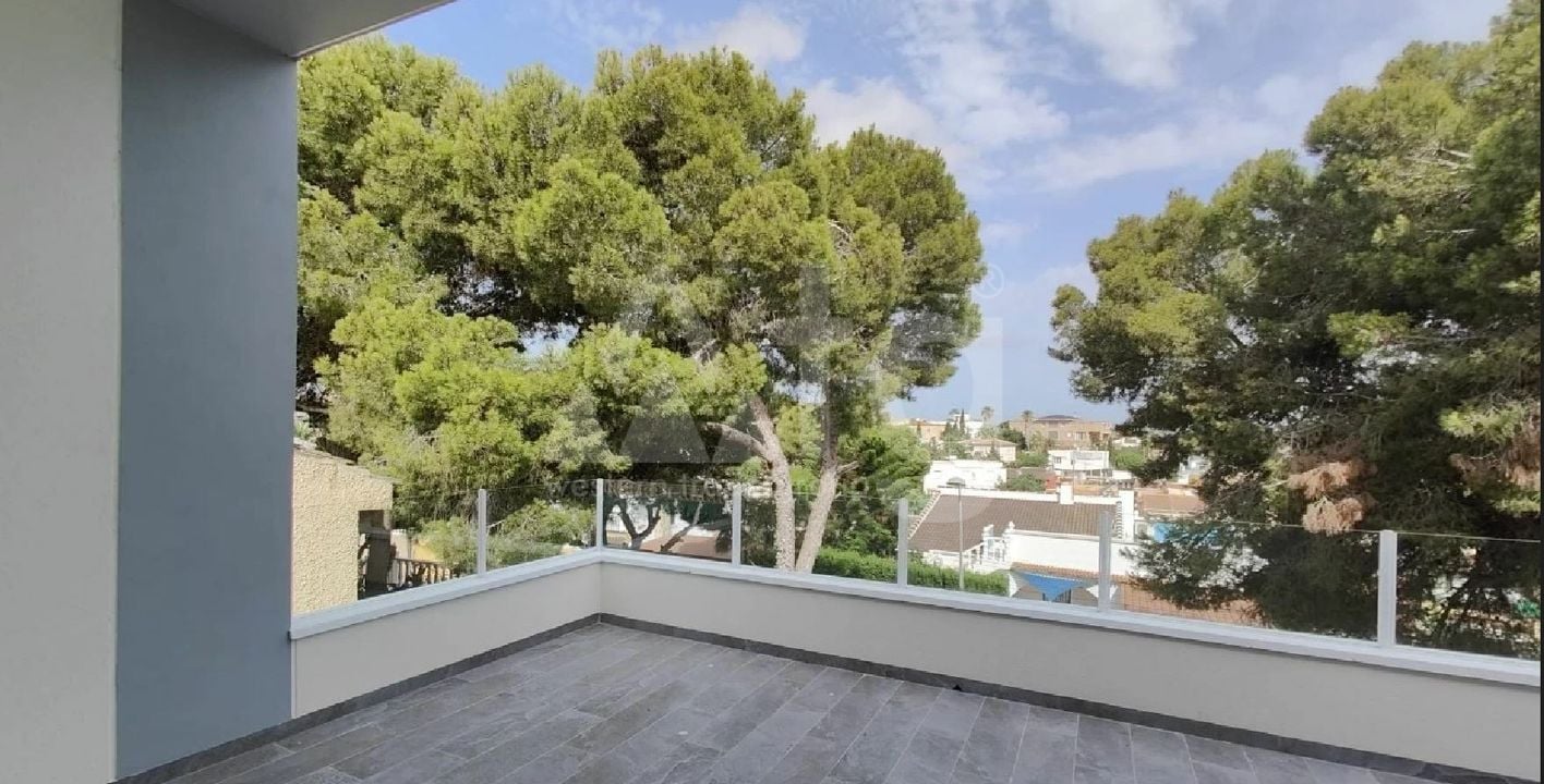 6 bedroom Villa in Torrevieja - ET120912 - Photo - 24