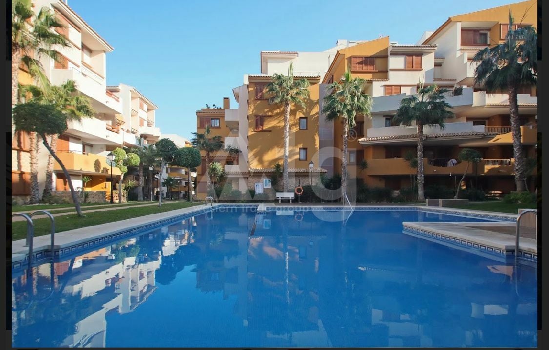 3 bedroom Apartment in Torrevieja - ET120915 - Photo - 2