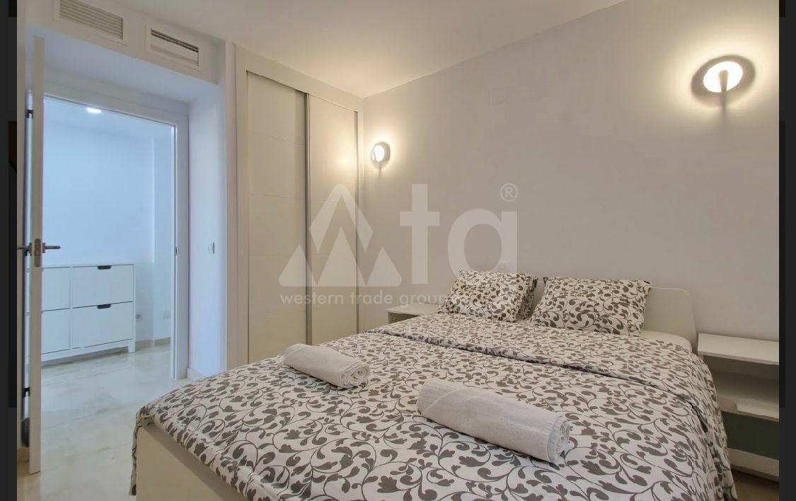 3 bedroom Apartment in Torrevieja - ET120915 - Photo - 15