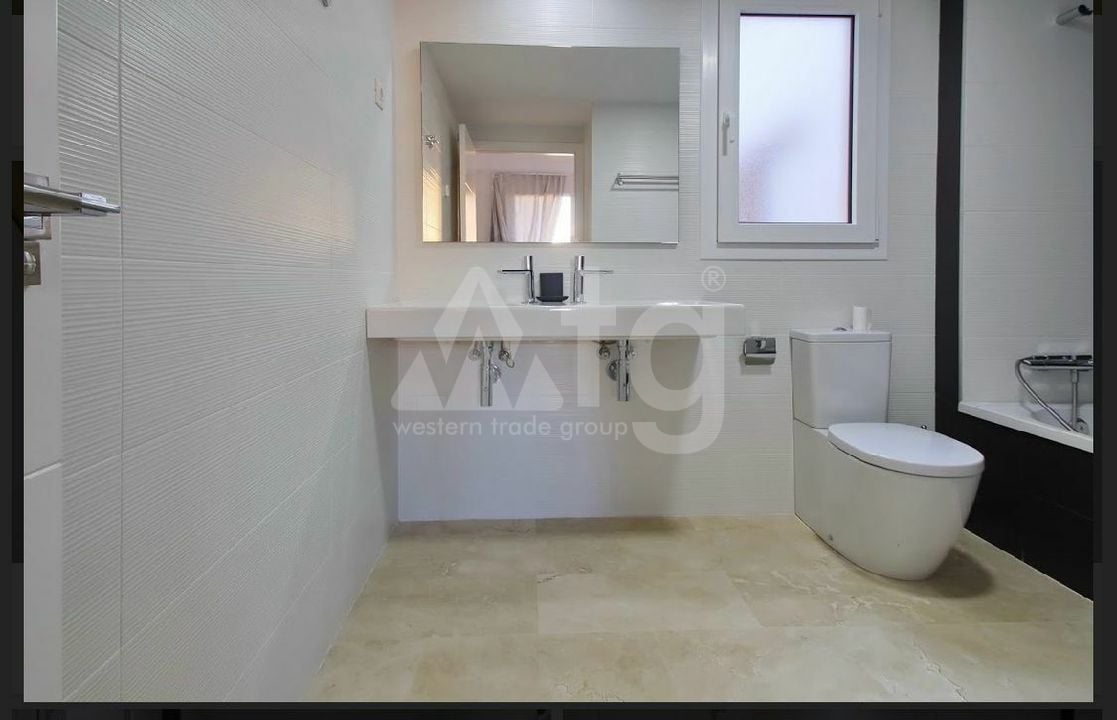 3 bedroom Apartment in Torrevieja - ET120915 - Photo - 17
