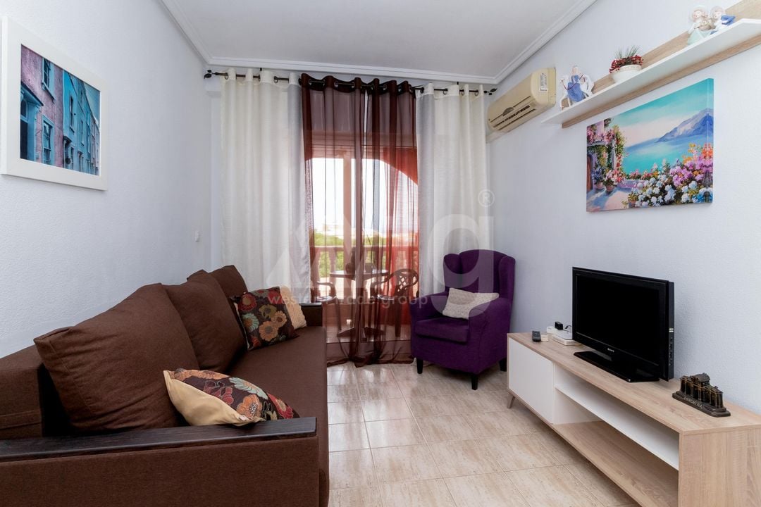 2 bedroom Apartment in Torrevieja - ET120962 - Photo - 3