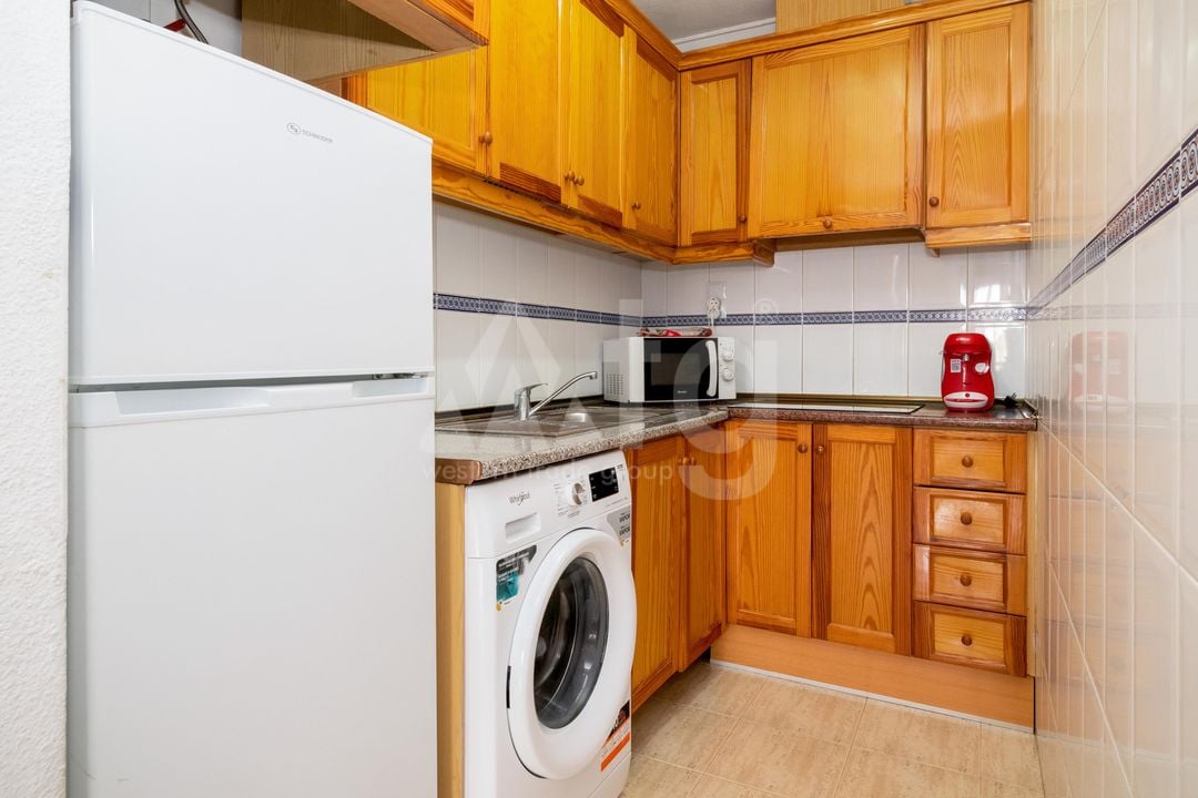 2 bedroom Apartment in Torrevieja - ET120962 - Photo - 6