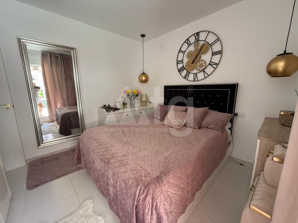 Appartement de 2 chambres à Torrevieja - ET120975 - Photo - 7