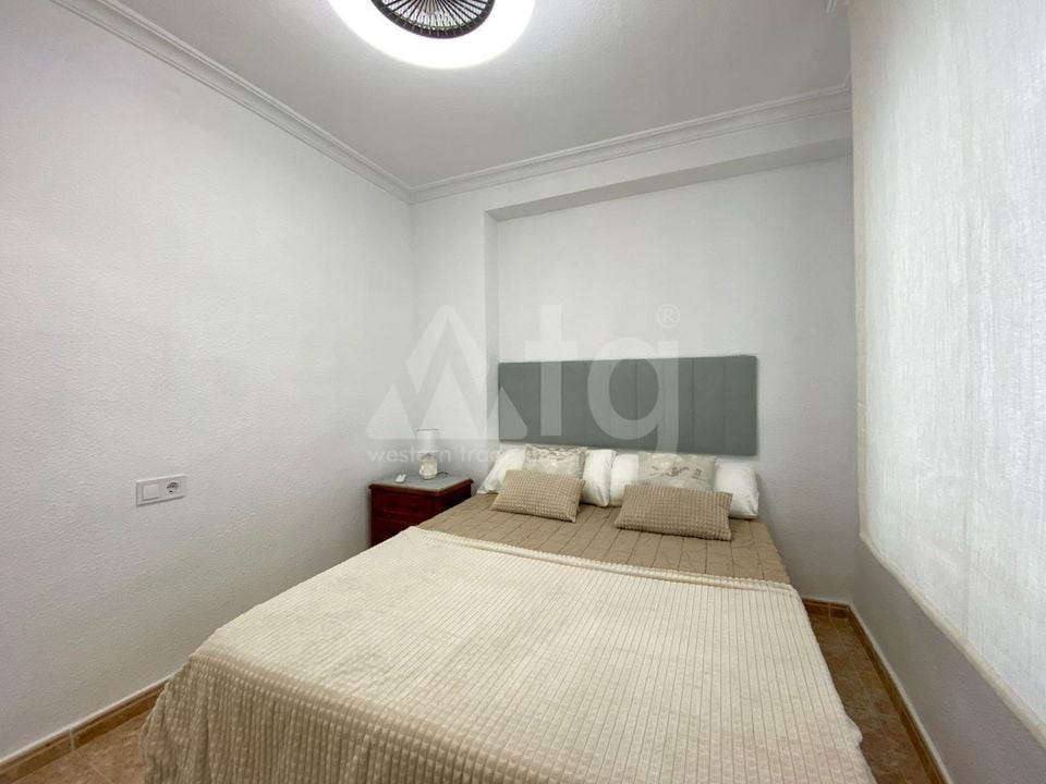Appartement de 2 chambres à Torrevieja - ET120976 - Photo - 12