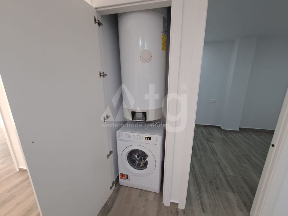 3 bedroom Apartment in Torrevieja - ET121003 - Photo - 5