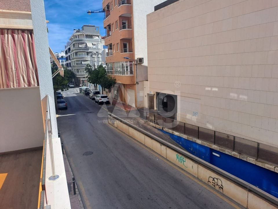 3 bedroom Apartment in Torrevieja - ET121003 - Photo - 18