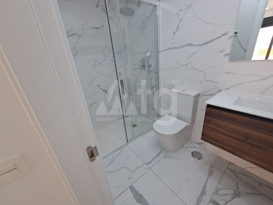 3 bedroom Apartment in Torrevieja - ET121003 - Photo - 13