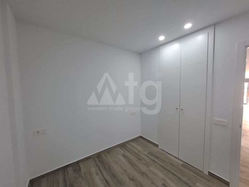 3 bedroom Apartment in Torrevieja - ET121003 - Photo - 10