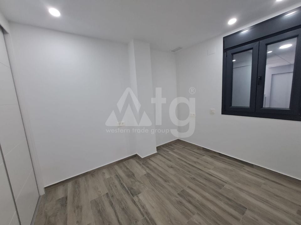 3 bedroom Apartment in Torrevieja - ET121003 - Photo - 8
