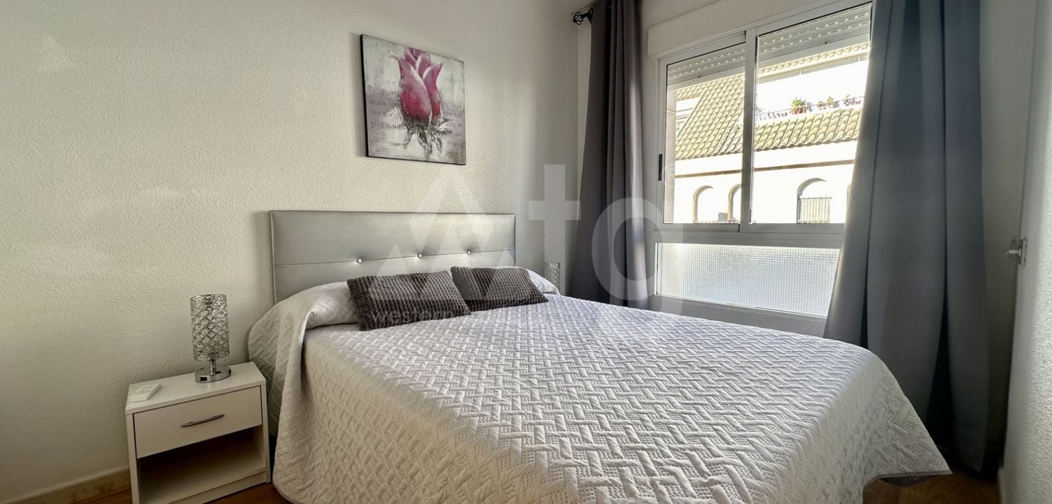 Appartement de 2 chambres à Torrevieja - MVR121688 - Photo - 12