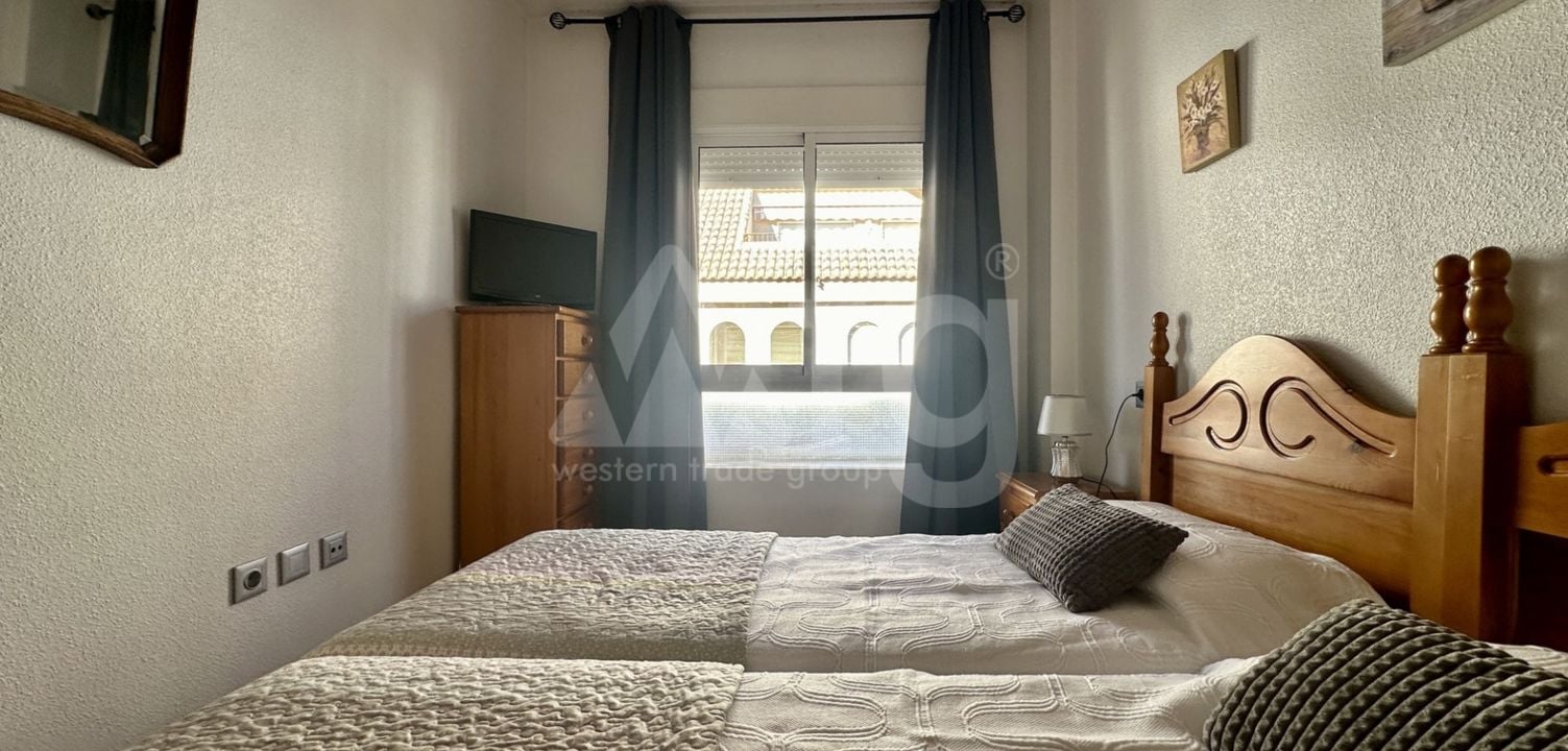 Appartement de 2 chambres à Torrevieja - MVR121688 - Photo - 17
