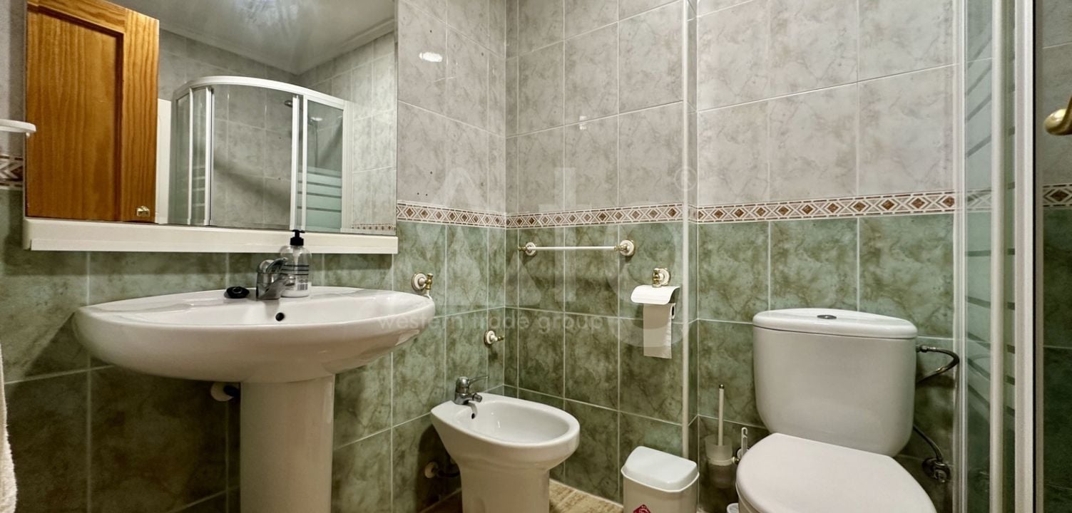 Appartement de 2 chambres à Torrevieja - MVR121688 - Photo - 18