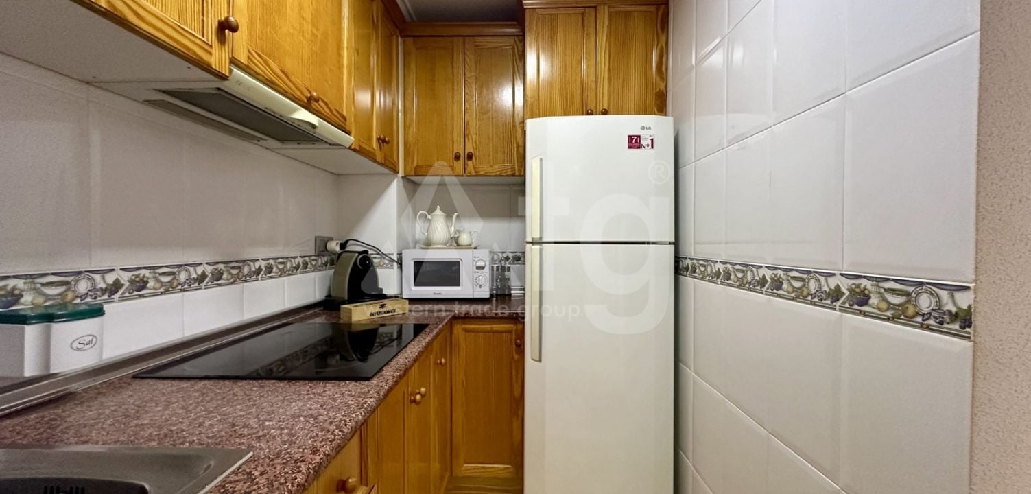 Appartement de 2 chambres à Torrevieja - MVR121688 - Photo - 11