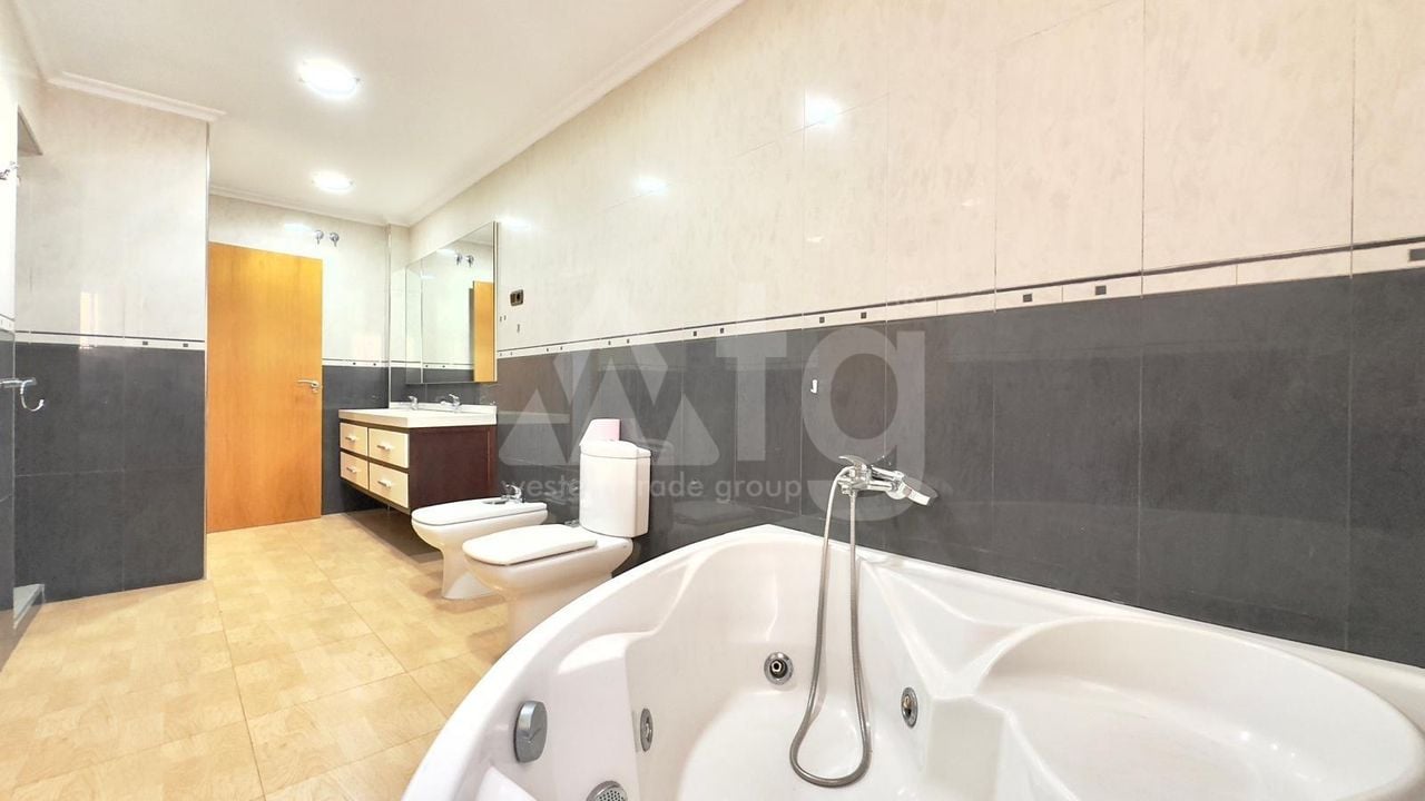 Appartement de 3 chambres à Torrevieja - CT127007 - Photo - 27