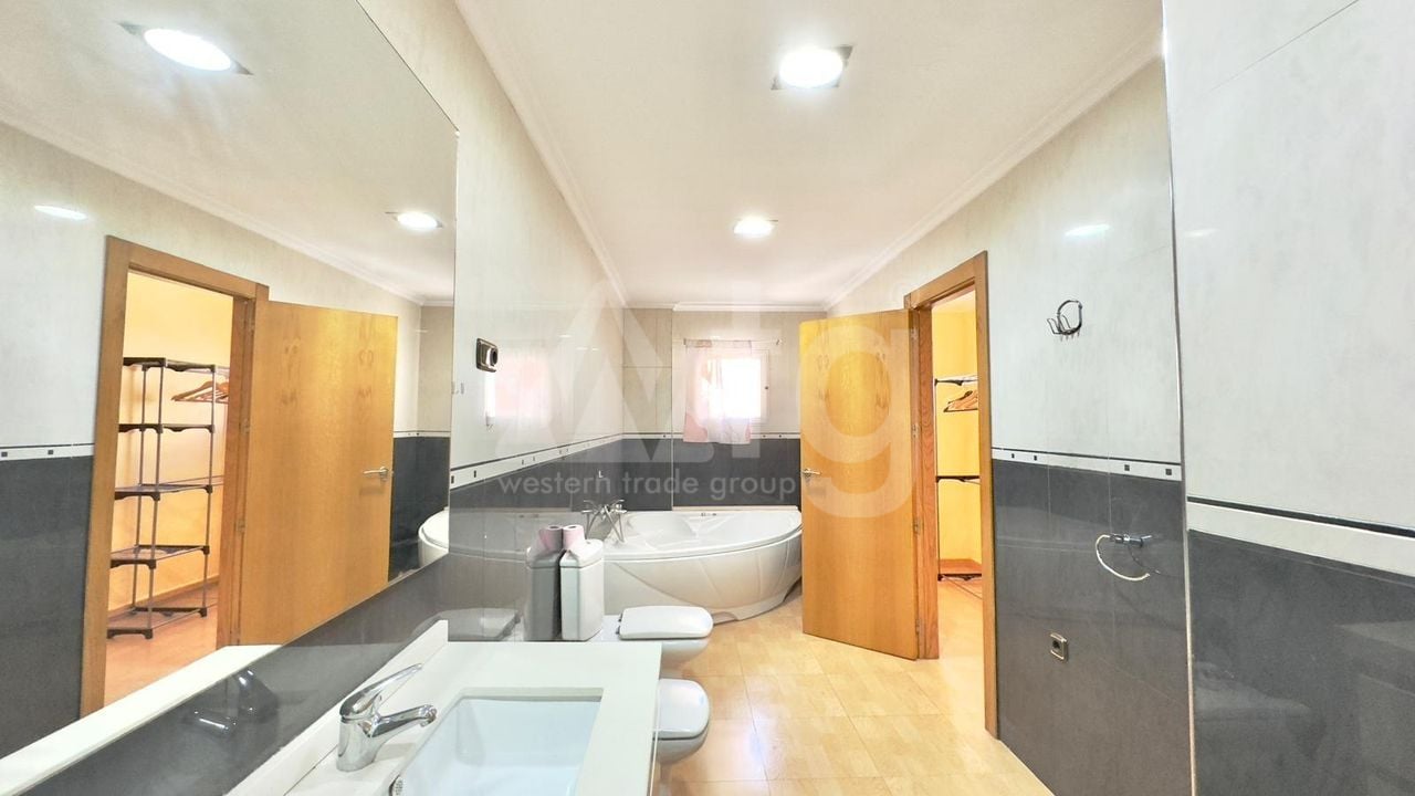 Appartement de 3 chambres à Torrevieja - CT127007 - Photo - 26