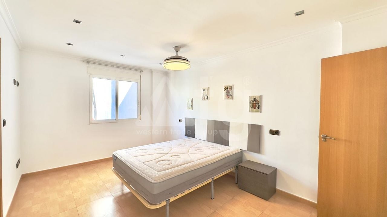 Appartement de 3 chambres à Torrevieja - CT127007 - Photo - 13