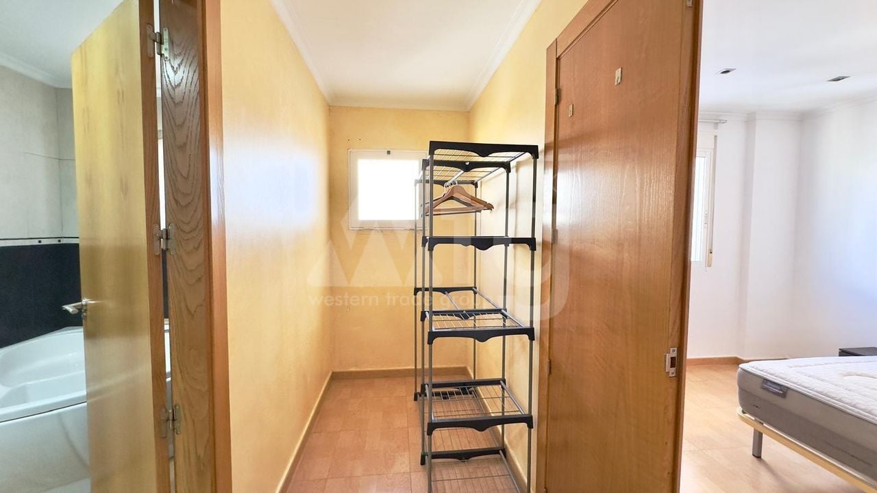 Appartement de 3 chambres à Torrevieja - CT127007 - Photo - 23