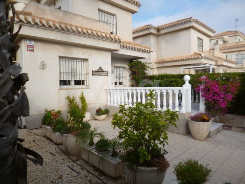 Villa de 3 chambres à Playa Flamenca - SMS122302 - Photo - 3