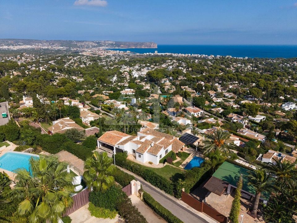 4 bedroom Villa in Javea - BES122495 - Photo - 37