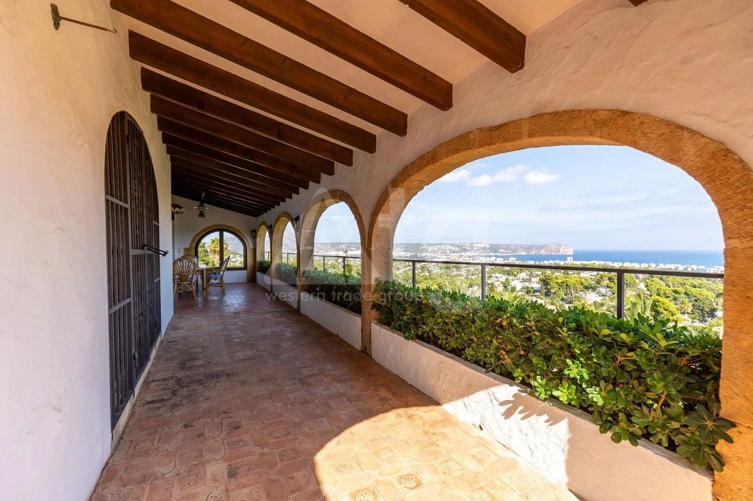 4 bedroom Villa in Javea - BES122495 - Photo - 17