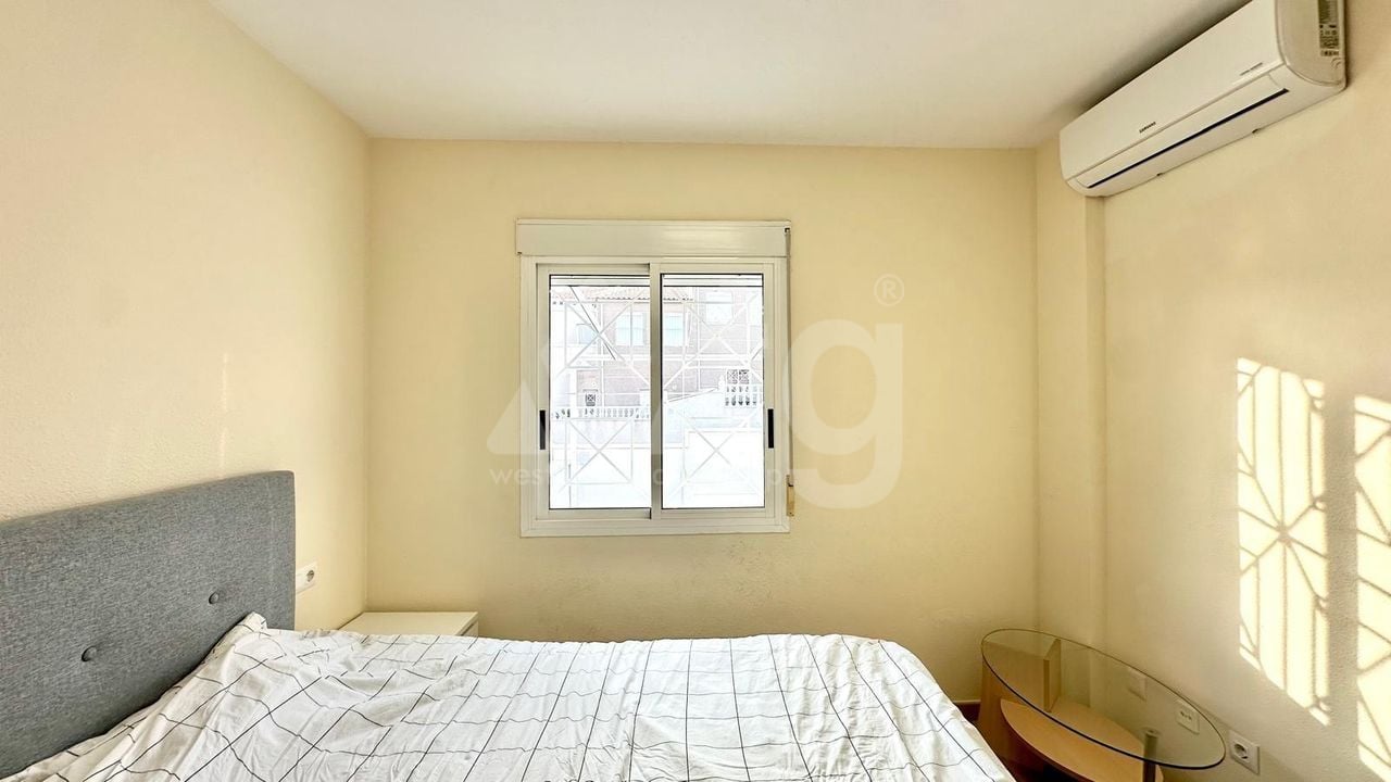 Bungalow de 2 chambres à Torrevieja - CT122889 - Photo - 17