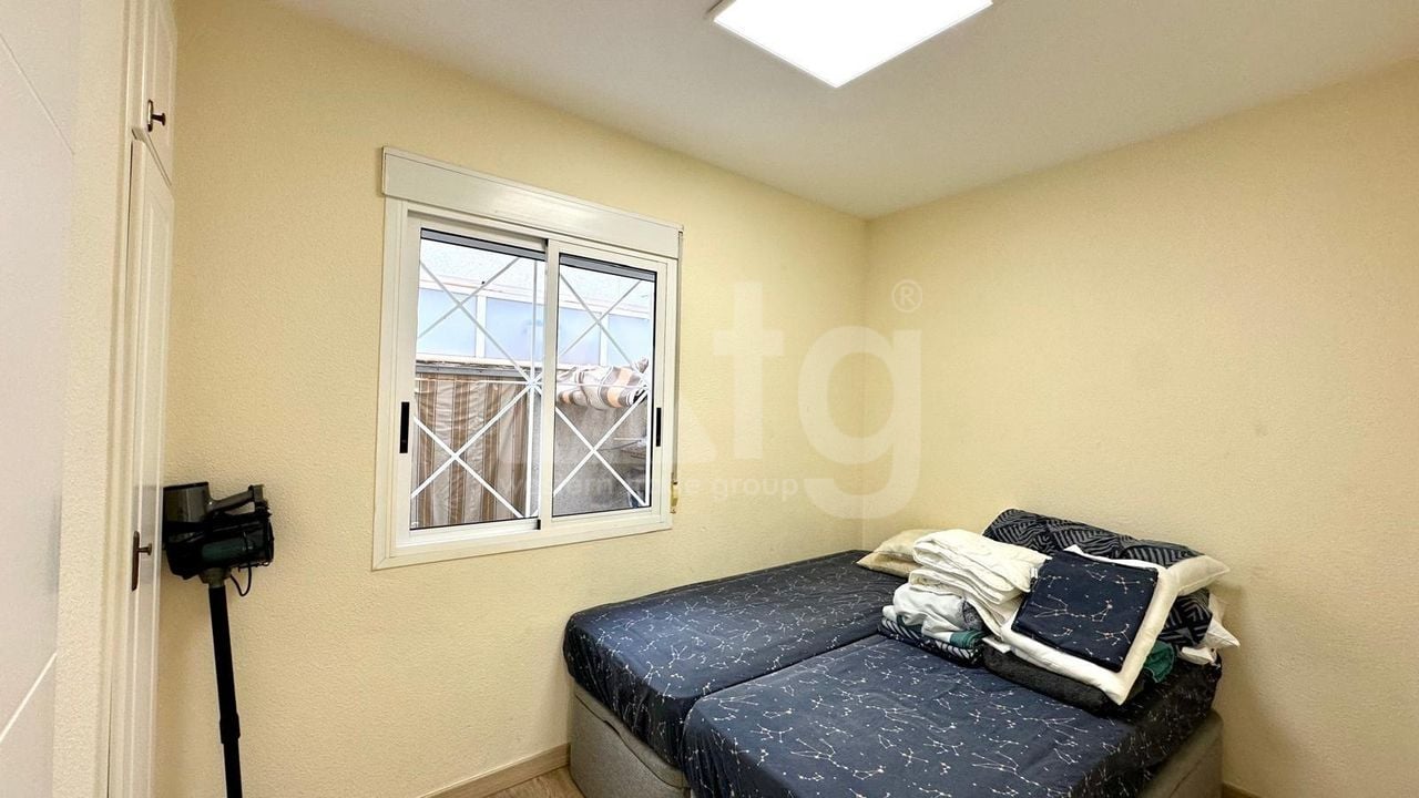 Bungalow de 2 chambres à Torrevieja - CT122889 - Photo - 21