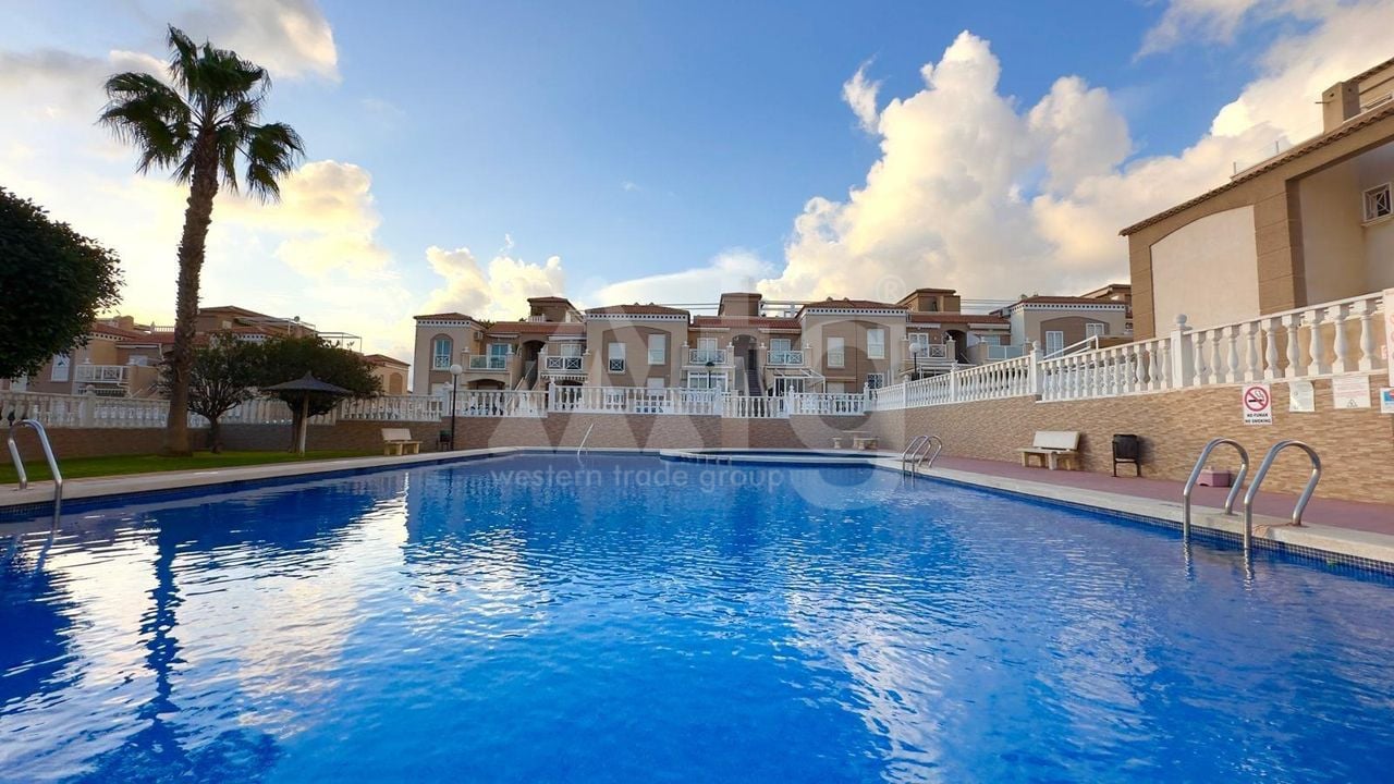 Bungalow de 2 chambres à Torrevieja - CT122889 - Photo - 32