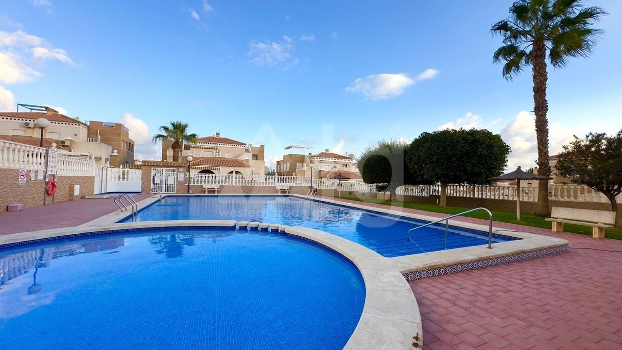Bungalow de 2 chambres à Torrevieja - CT122889 - Photo - 35