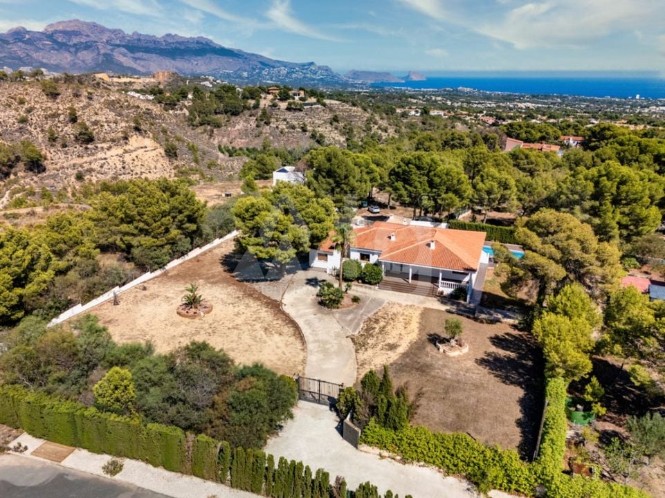 4 bedroom Villa in La Nucia - DJP123174 - Photo - 35